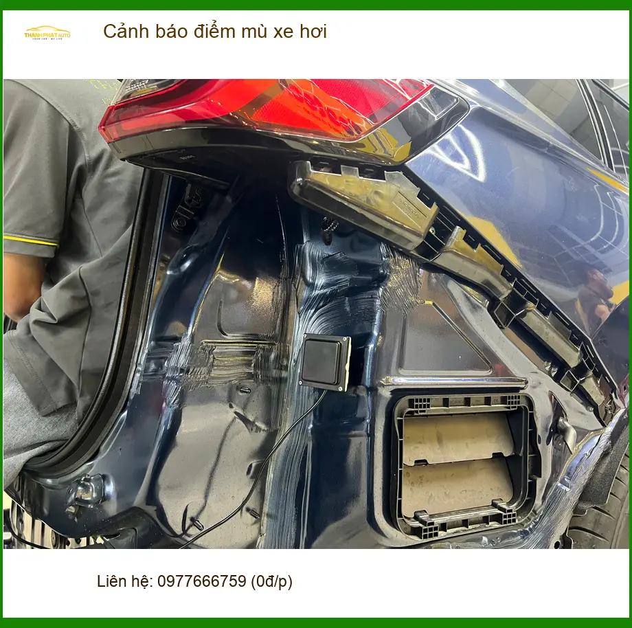 Anh Khải lắp cảnh báo điểm mù xe hơi Honda CRV tại Hóc Môn để an tâm hơn khi chuyển làn ảnh thực tế 3
