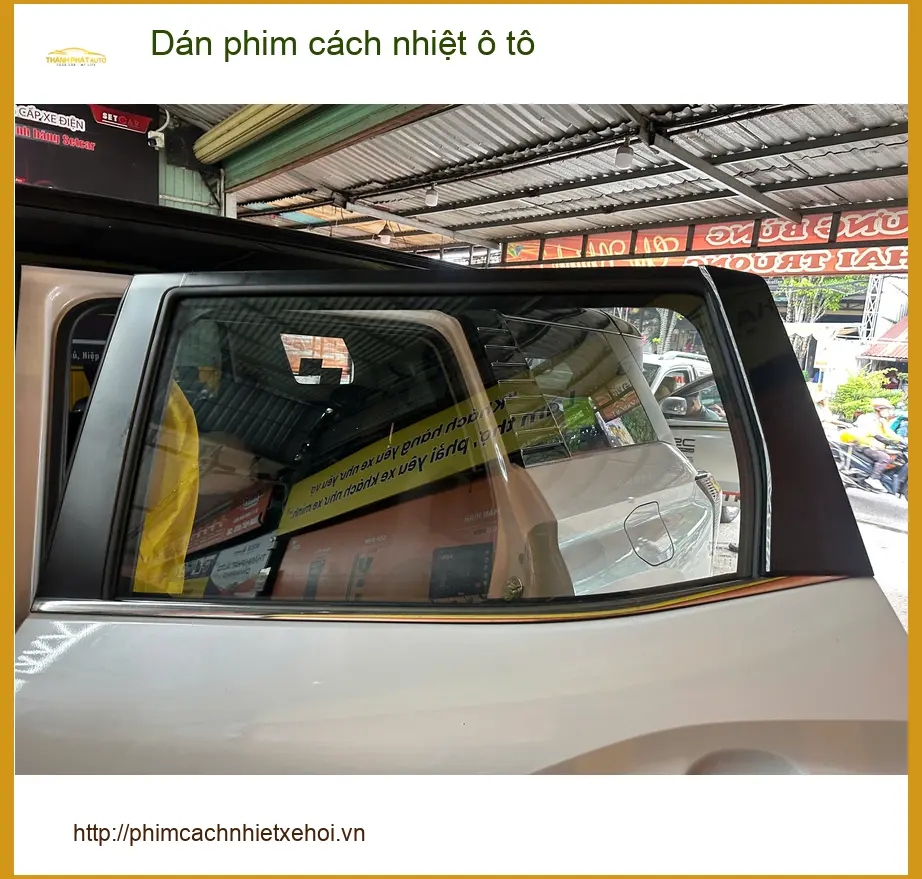 Anh Long dán phim cách nhiệt ô tô Hyundai Santa Fe tại Quận 1 chống nóng hiệu quả ảnh thực tế 4