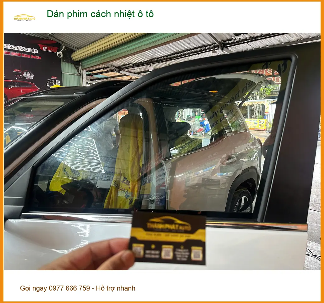 Anh Tùng dán phim cách nhiệt ô tô cho Hyundai Accent giảm nóng gay gắt tại Quận 12