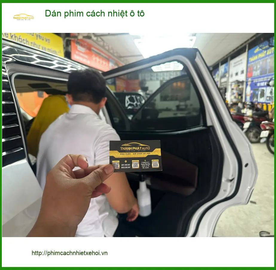 Anh Tùng dán phim cách nhiệt ô tô cho Hyundai Accent giảm nóng gay gắt tại Quận 12 ảnh thực tế 3