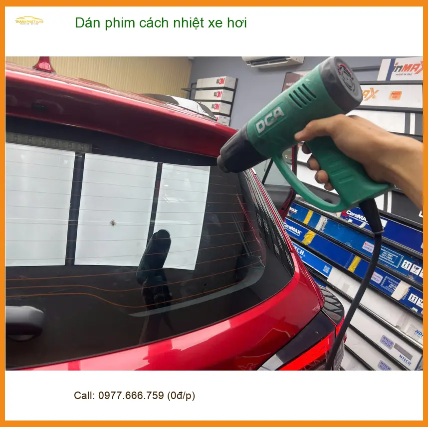 Anh Khải Hoàng dán phim cách nhiệt xe hơi Kia Sorento tại Quận 12