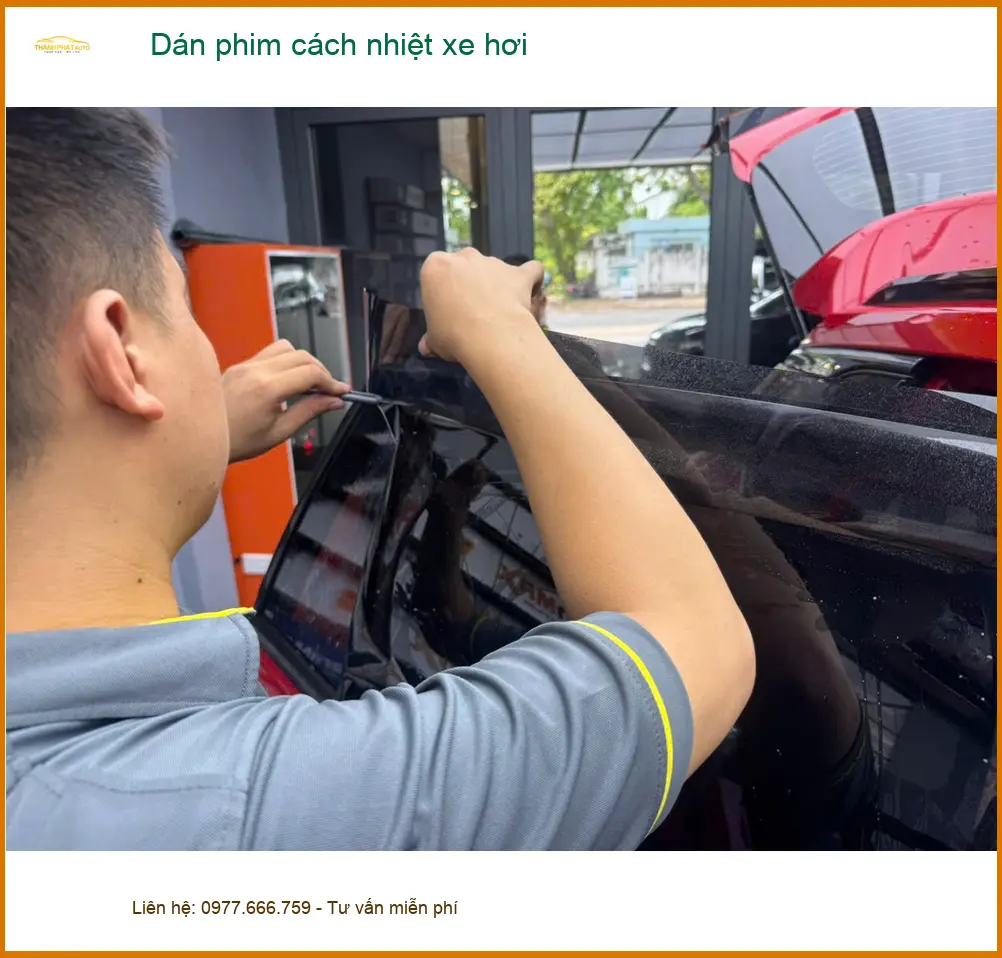 Anh Khang dán phim cách nhiệt cho Hyundai Creta tại Quận 8 để chống nóng hiệu quả