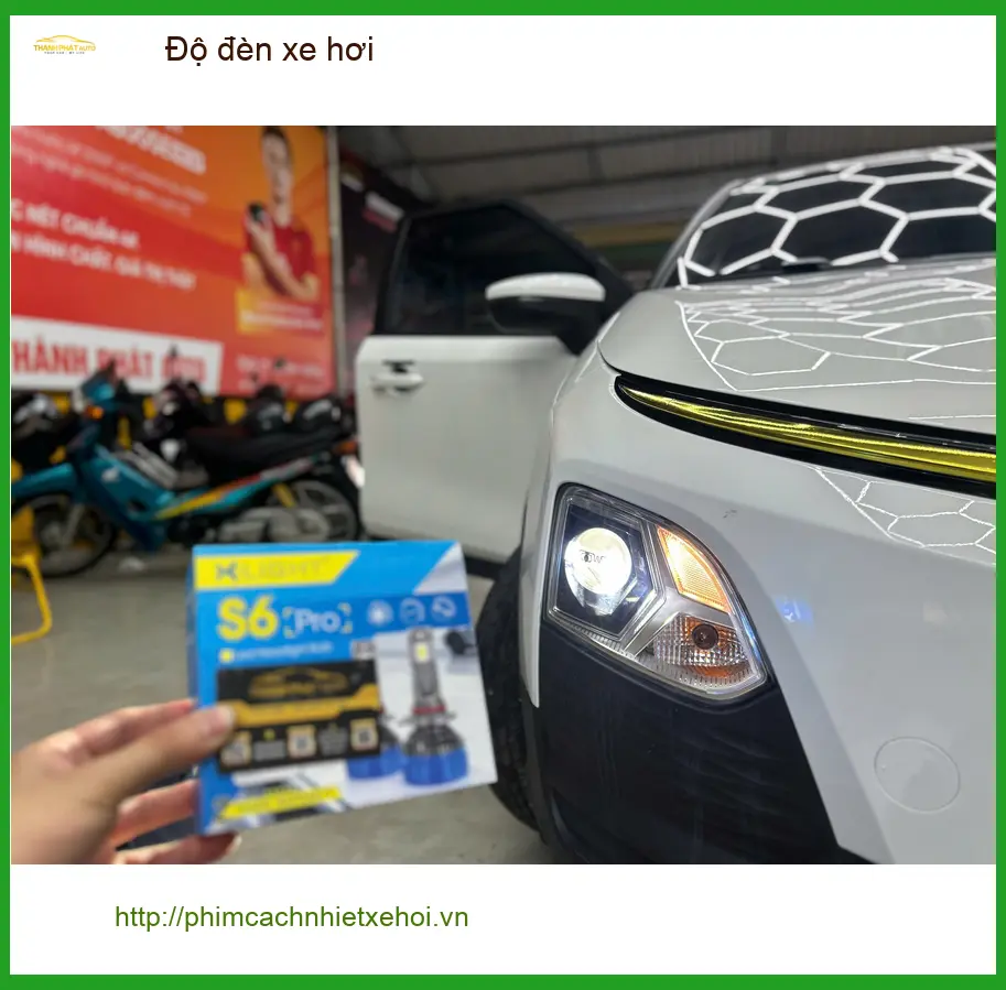 Chị Thanh Nga độ đèn xe hơi Suzuki XL7 tại Quận 12 vì đèn zin yếu ảnh thực tế 2