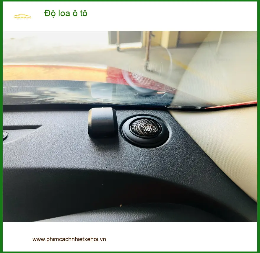 Anh Quang độ loa ô tô cho Hyundai Santa Fe tại Quận 12, âm thanh sống động ảnh thực tế 3
