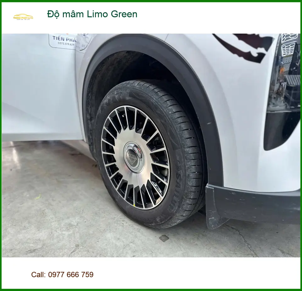 Anh Dũng độ mâm Limo Green cho Hyundai Santa Fe tại Quận 2 để nâng tầm đẳng cấp