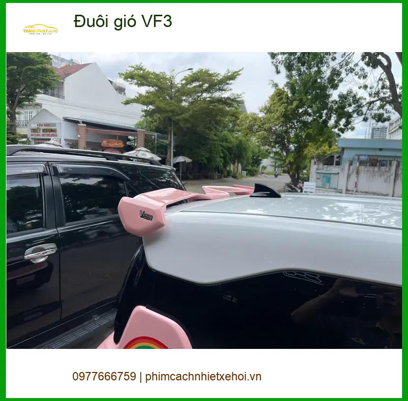 Anh Hoàng Nam lắp đuôi gió VinFast VF3 tại Nhà Bè để xe thể thao hơn
