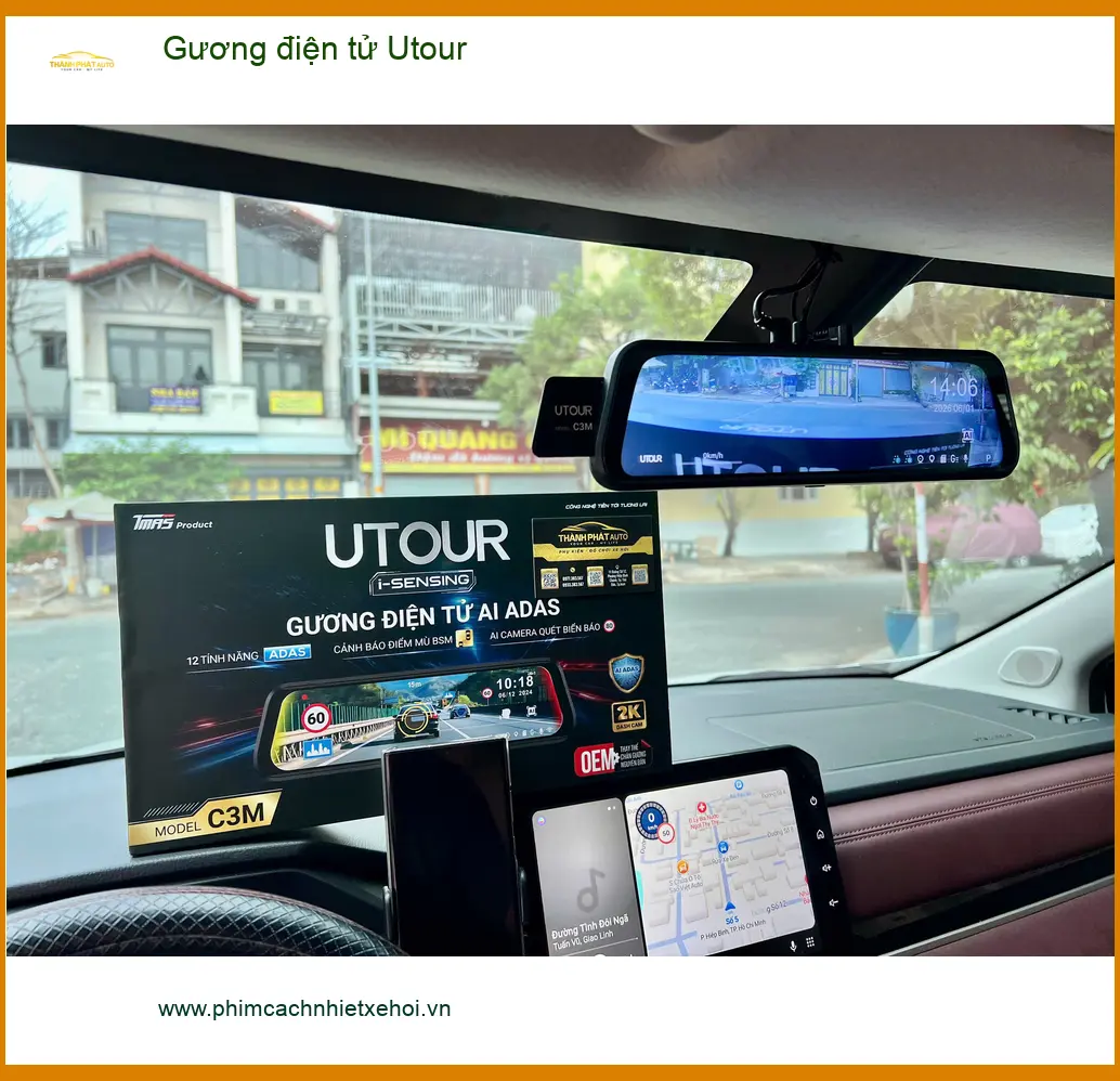 Anh Khang lắp Gương điện tử Utour cho Honda HRV ở Quận 2 để an tâm lái xe ảnh thực tế 2