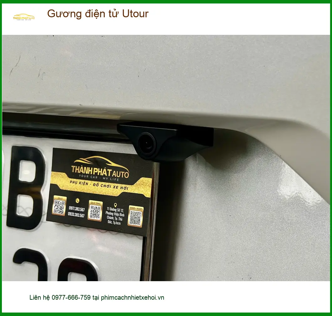 Anh Tùng lắp Gương điện tử Utour cho Honda CRV tại Nhà Bè an toàn hơn