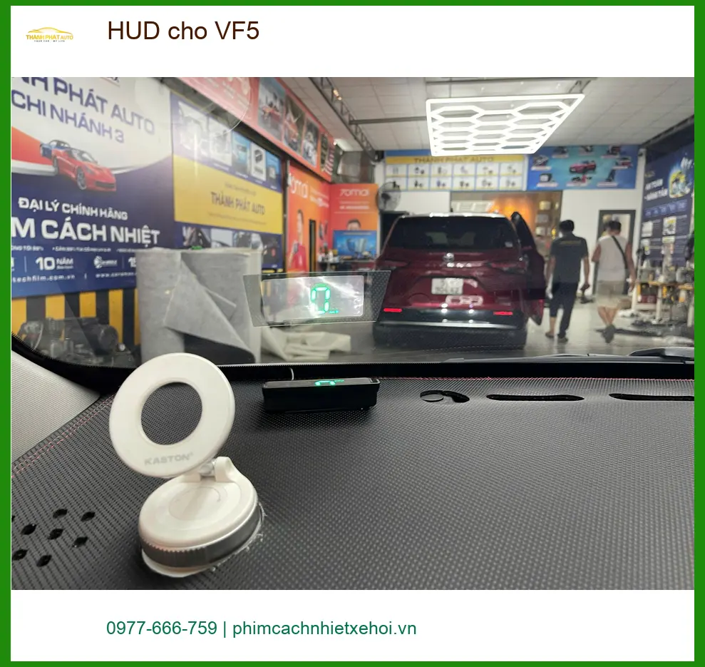 Chị Thanh lắp HUD cho VinFast VF5 uy tín, giá tốt tại Thủ Đức ảnh thực tế 2