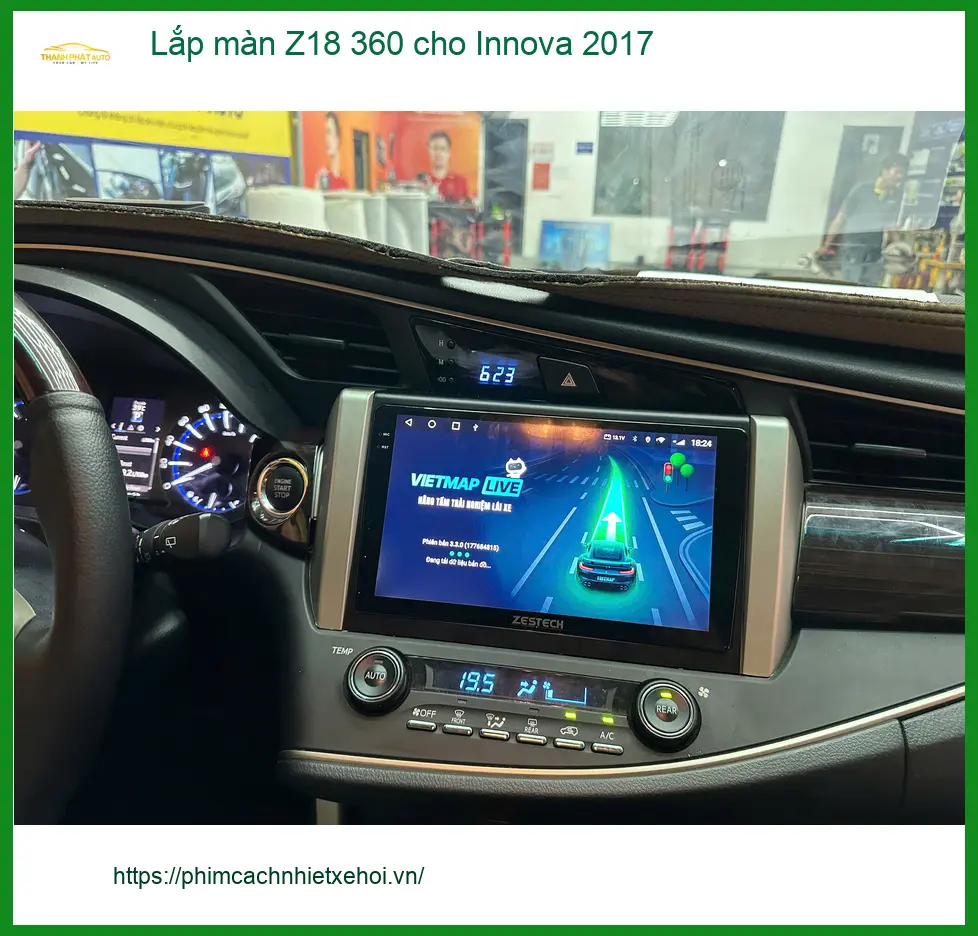 Chú Quang lắp màn hình Z18 360 cho Innova 2017 tại Quận Bình Tân để tiện di chuyển ảnh thực tế 2