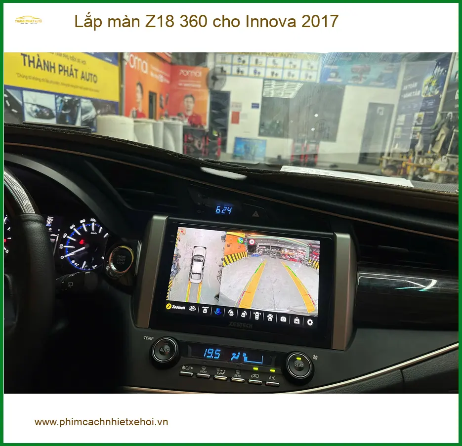 Anh Tấn lắp màn Z18 360 cho Innova 2017 tại Quận 3 để lái xe an toàn hơn