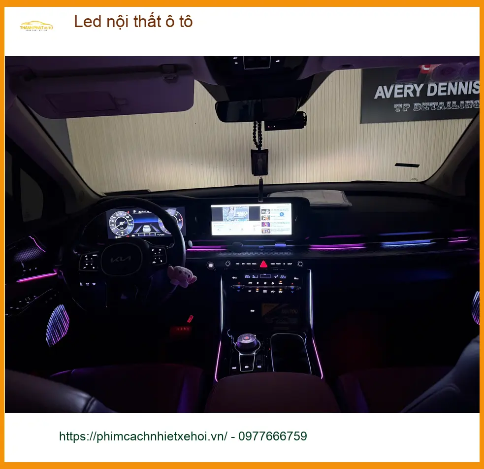 Chị Thanh lắp Led nội thất ô tô Honda HR-V tại Quận Tân Bình uy tín ảnh thực tế 2