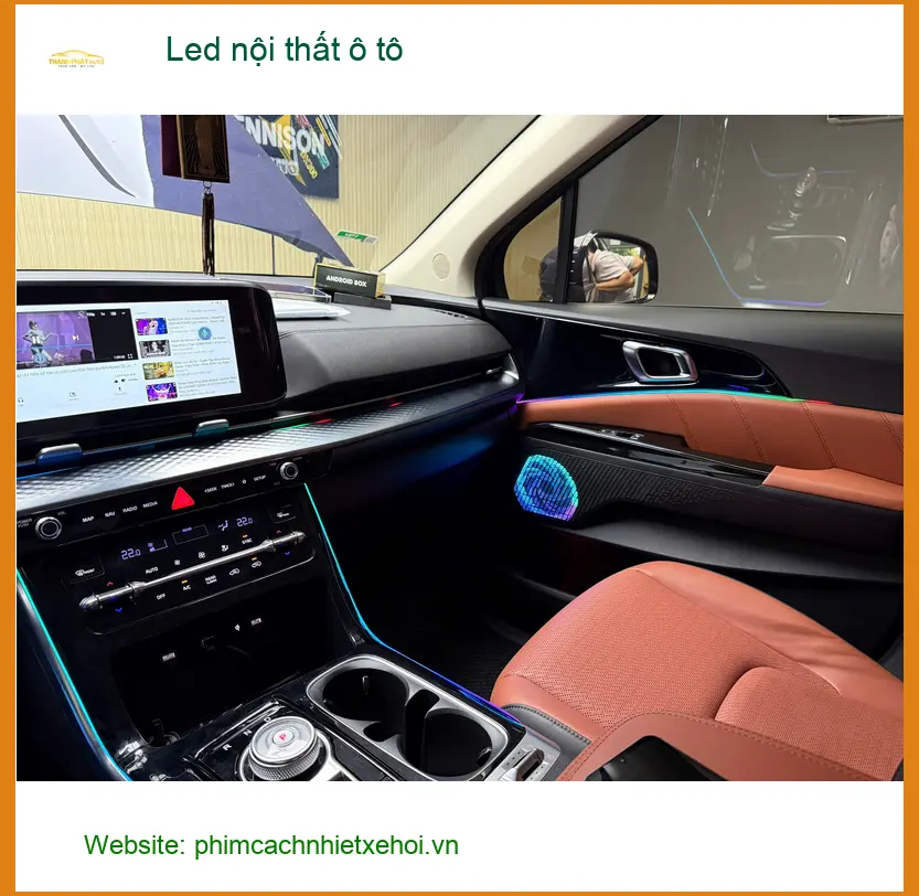Anh Trọng lắp Led nội thất ô tô Hyundai Creta Quận 9 cho không gian xe lung linh hơn