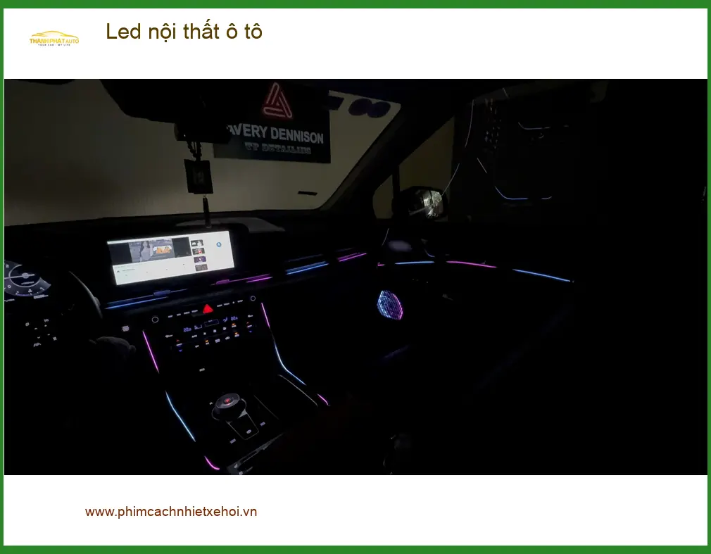 Anh Đăng Khoa lắp Led nội thất ô tô tại Quận 4 tạo điểm nhấn cá nhân