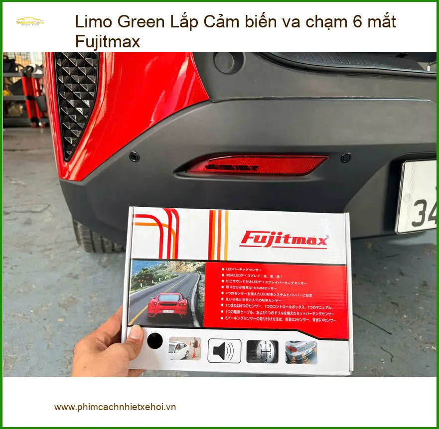 Anh Khang Limo Green lắp cảm biến 6 mắt Fujitmax tại Quận 10 để đỗ xe an toàn