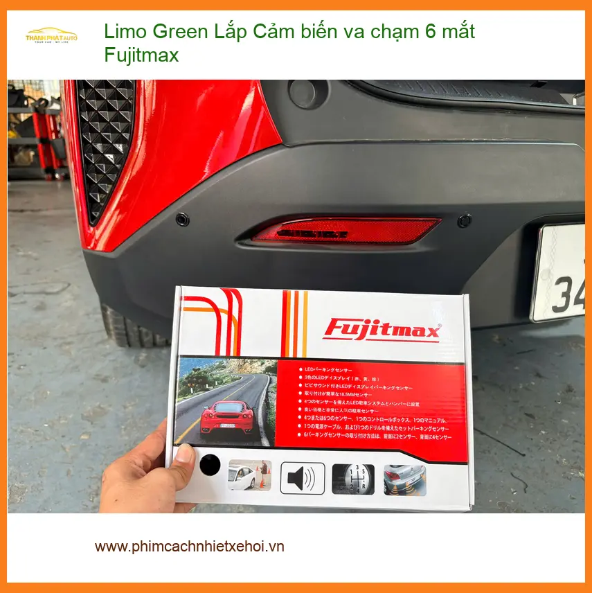 Anh Khải lắp cảm biến va chạm 6 mắt Fujitmax cho Limo Green tại Quận 11