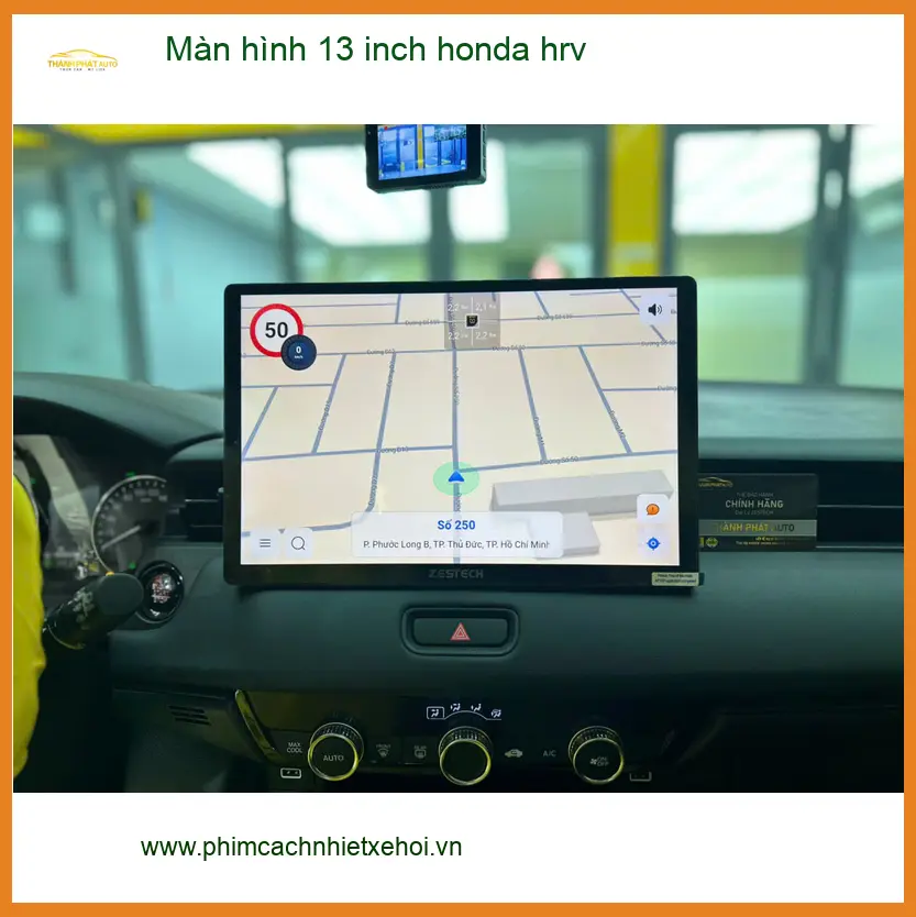 Anh Tú lắp Màn hình 13 inch Honda HR-V tại Quận 9 để nâng cấp giải trí trên xe ảnh thực tế 3