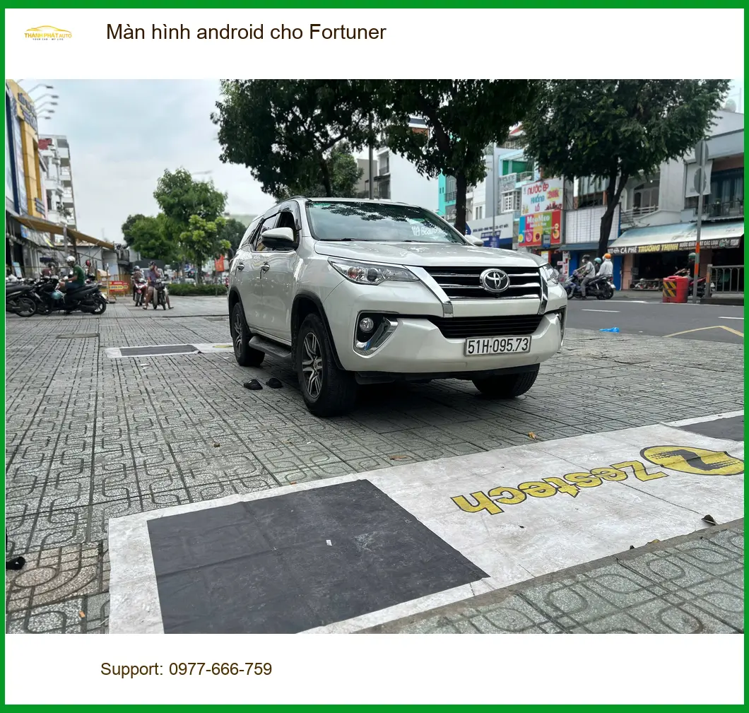 Anh Bách lắp màn hình Android cho Fortuner uy tín tại Quận Tân Bình ảnh thực tế 2