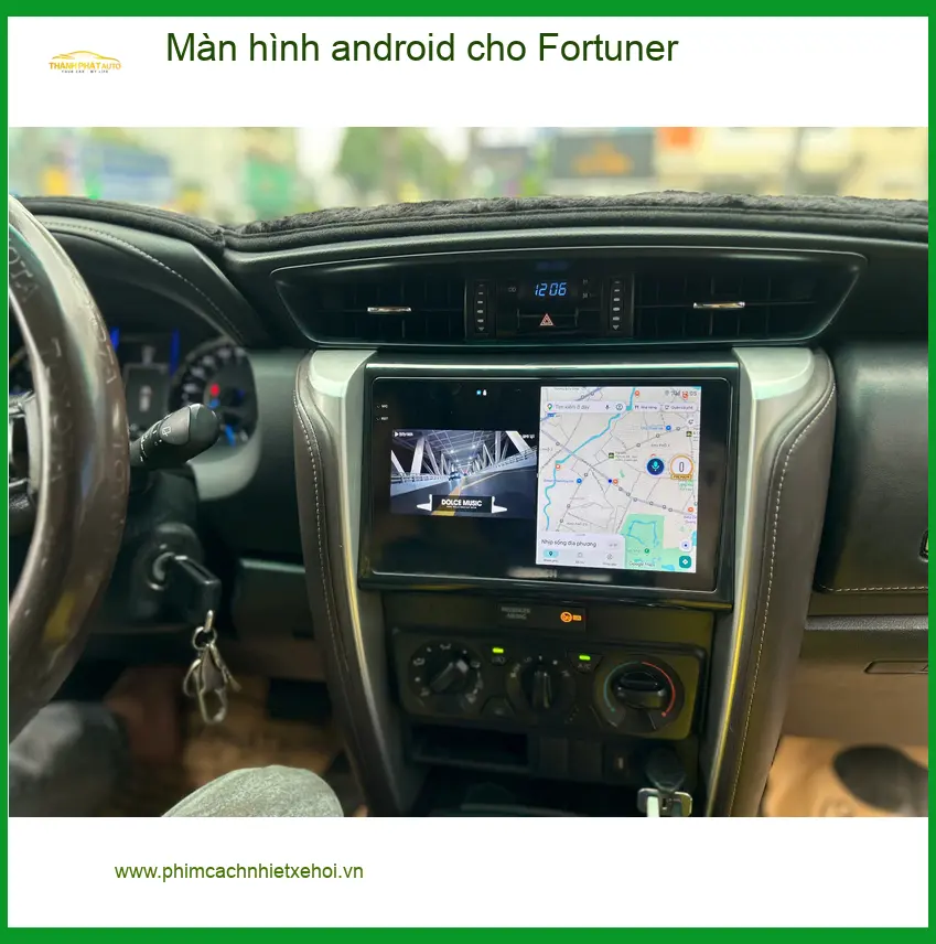Anh Minh lắp màn hình android cho Fortuner tại Quận Bình Thạnh vì màn hình cũ đã lỗi thời ảnh thực tế 4