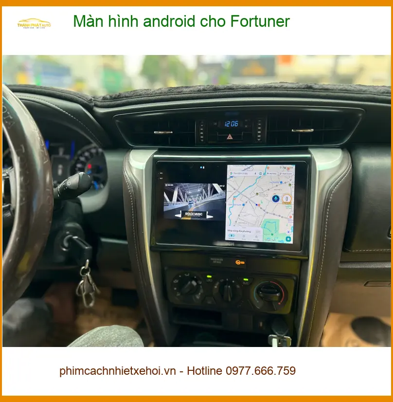 Anh Tấn lắp màn hình Android cho Toyota Fortuner tại Quận Phú Nhuận để tiện đường đi làm ảnh thực tế 2