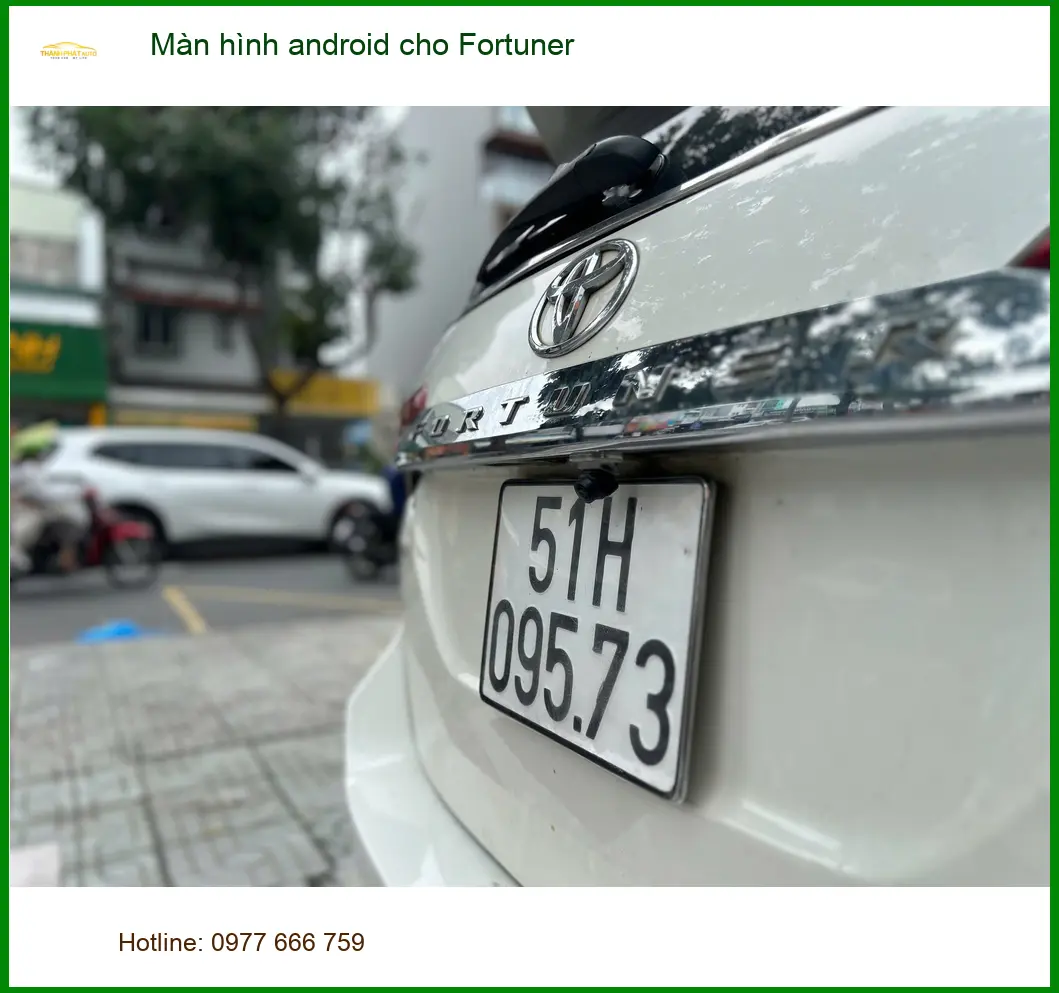 Chú Long lắp màn hình Android Fortuner tại Thủ Đức, tìm trung tâm uy tín. ảnh thực tế 2