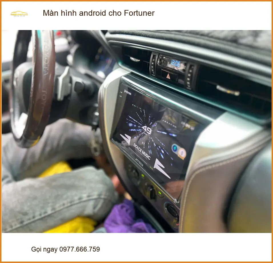 Anh Minh lắp màn hình Android cho Fortuner tại Quận 3 để nâng tầm trải nghiệm giải trí ảnh thực tế 4