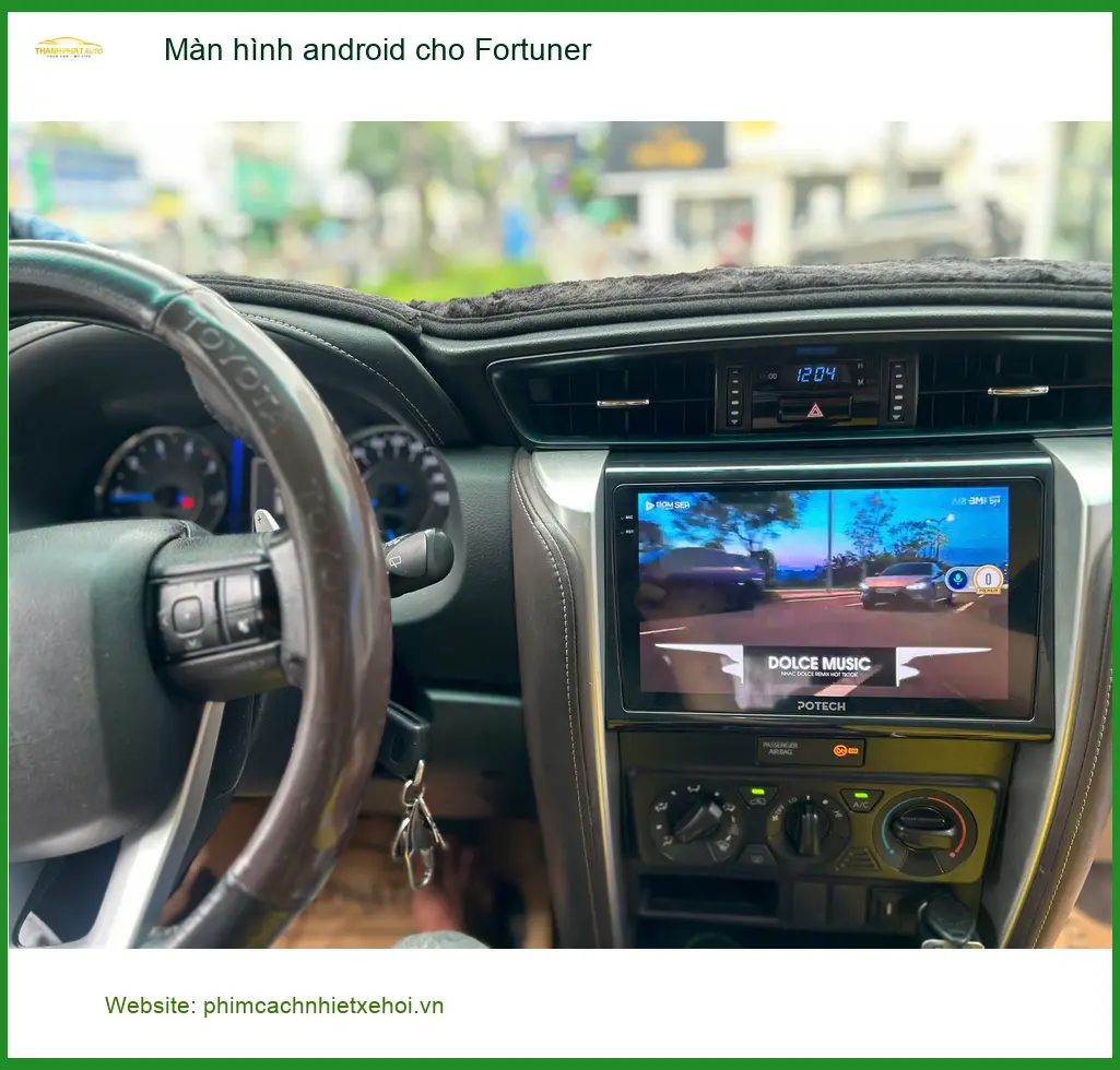Anh Lâm nâng cấp màn hình android cho Fortuner tại Quận 10 để trải nghiệm công nghệ mới ảnh thực tế 2