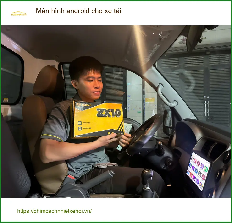 Anh Dũng nâng cấp màn hình Android xe tải Hino Dutro tại Quận 12