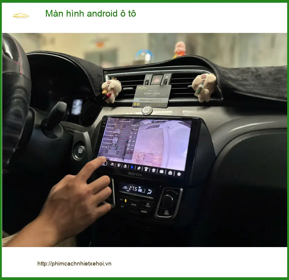 Anh Minh lắp màn hình Android ô tô cho VinFast Fadil tại Quận 2 vì màn zin quá cũ
