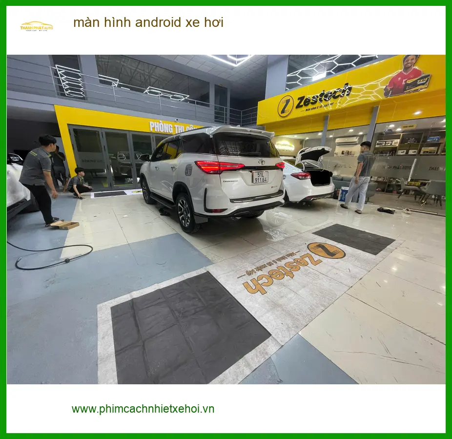 Chị Thảo gắn màn hình Android xe hơi cho Kia K3 ở Quận Bình Tân vì màn zin kém thông minh