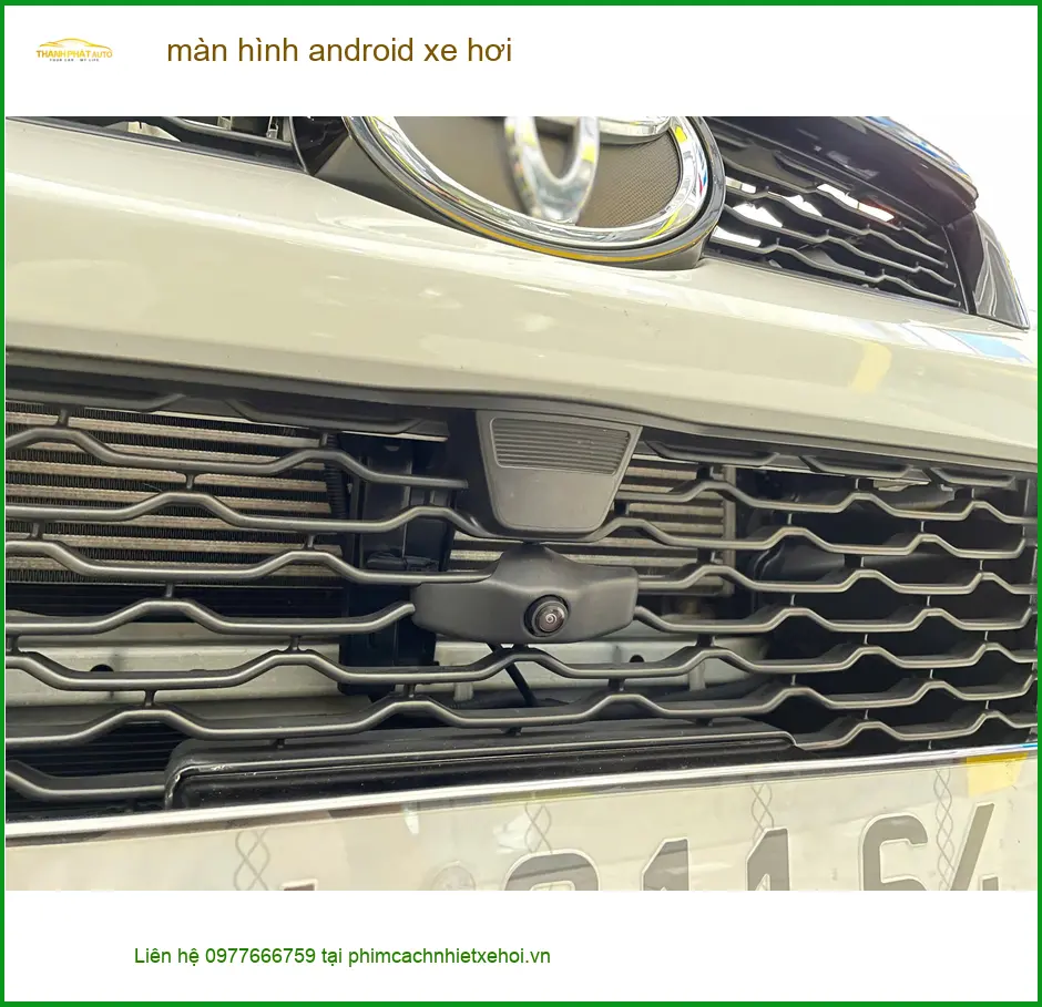 Anh Hoàng Minh thay màn hình Android Hyundai Accent ở Quận 7 do màn zin cũ