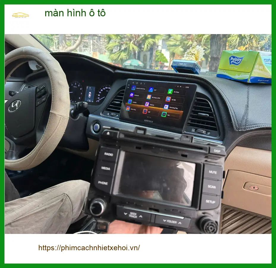 Chị Thảo nâng cấp màn hình ô tô cho Honda CRV vì màn hình zin quá chậm tại Quận 12