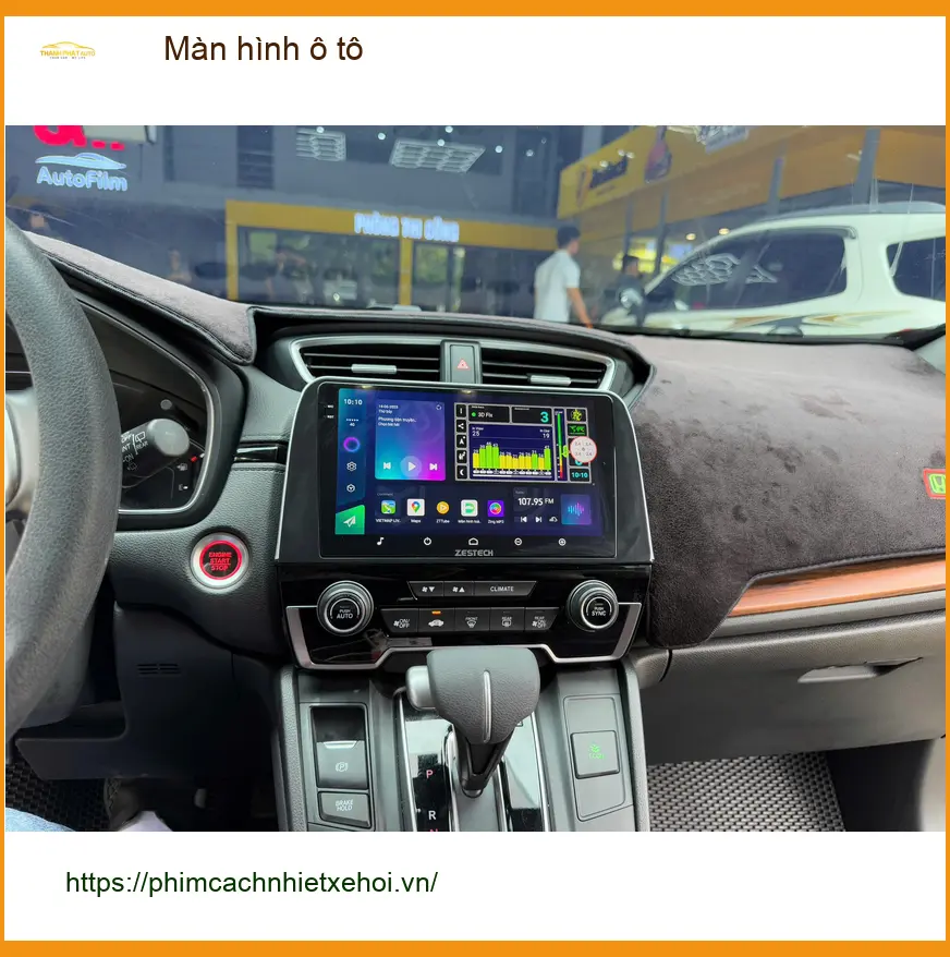 Anh Tuấn Kiệt lắp màn hình ô tô cho Mazda CX-5 ở Bình Chánh vì màn zin quá lag