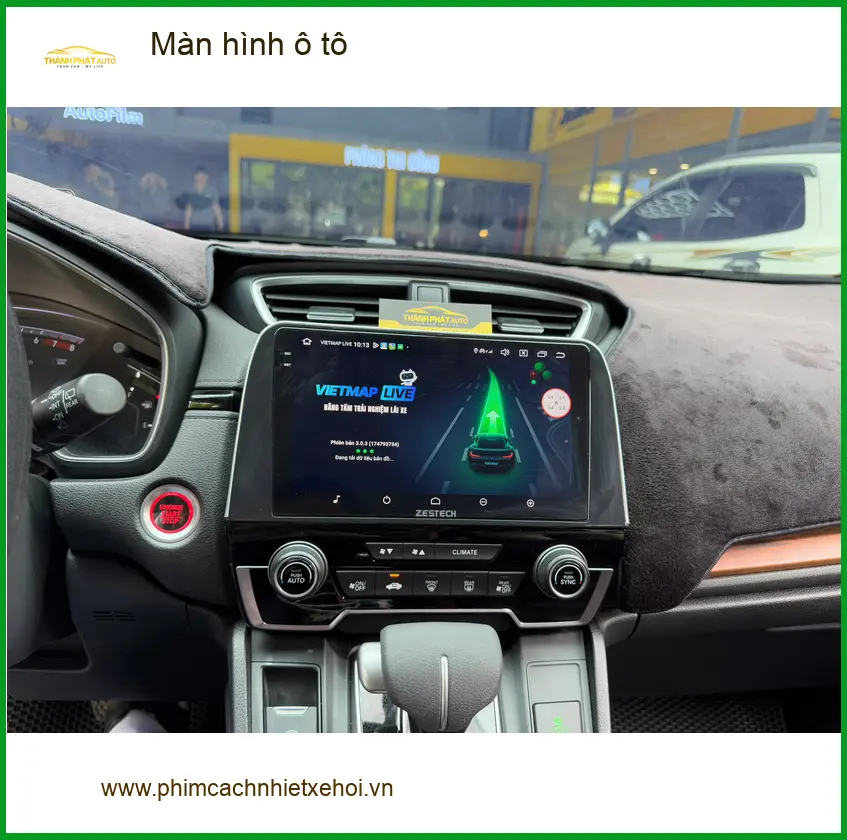 Anh Đạt lắp màn hình ô tô cho Honda HR-V tại Quận 10 vì màn zin cũ quá chậm