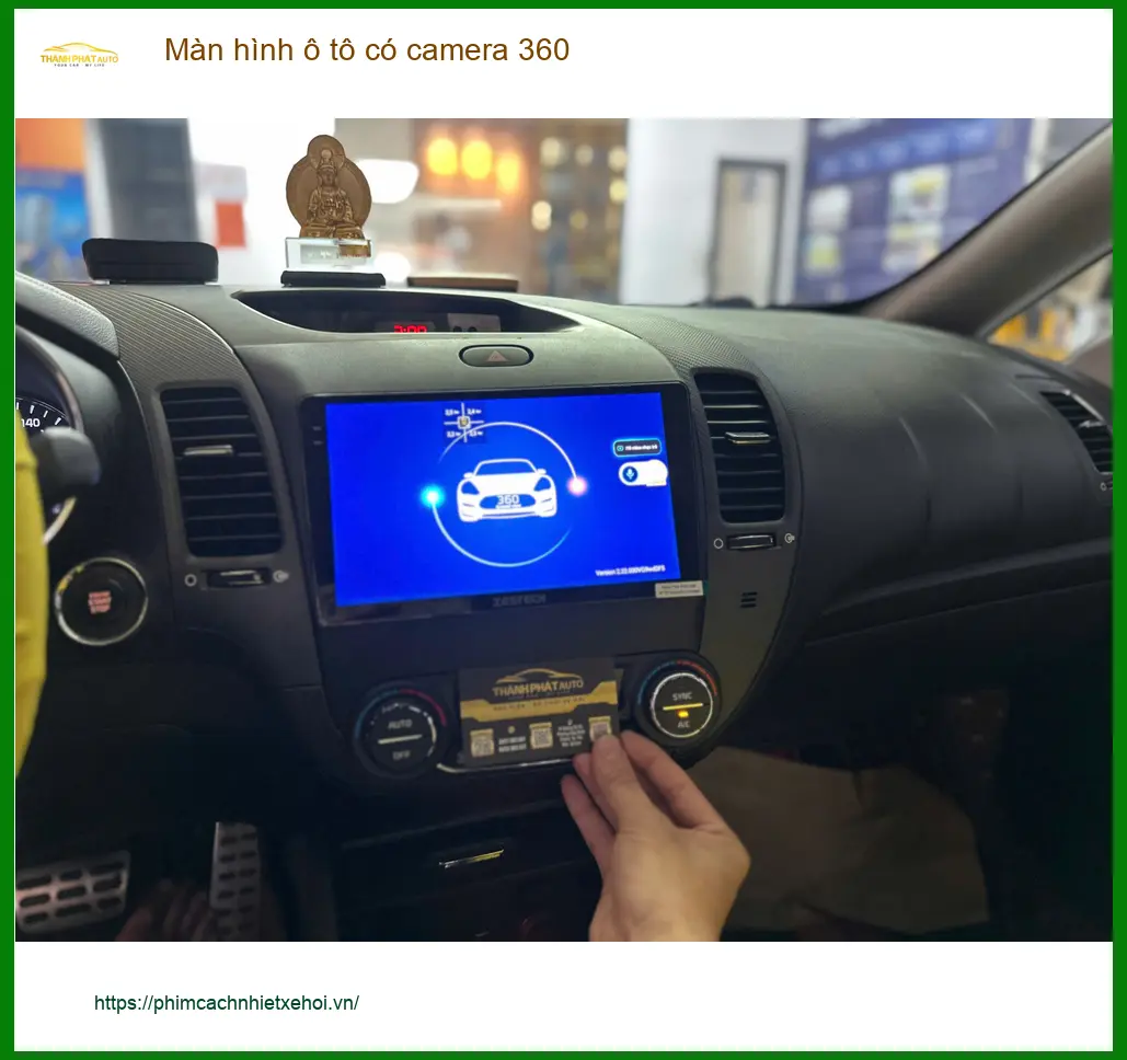 Chị Cẩm Lắp Màn Hình Ô Tô Có Camera 360 Cho Toyota Camry Tại Quận 1 ảnh thực tế 2