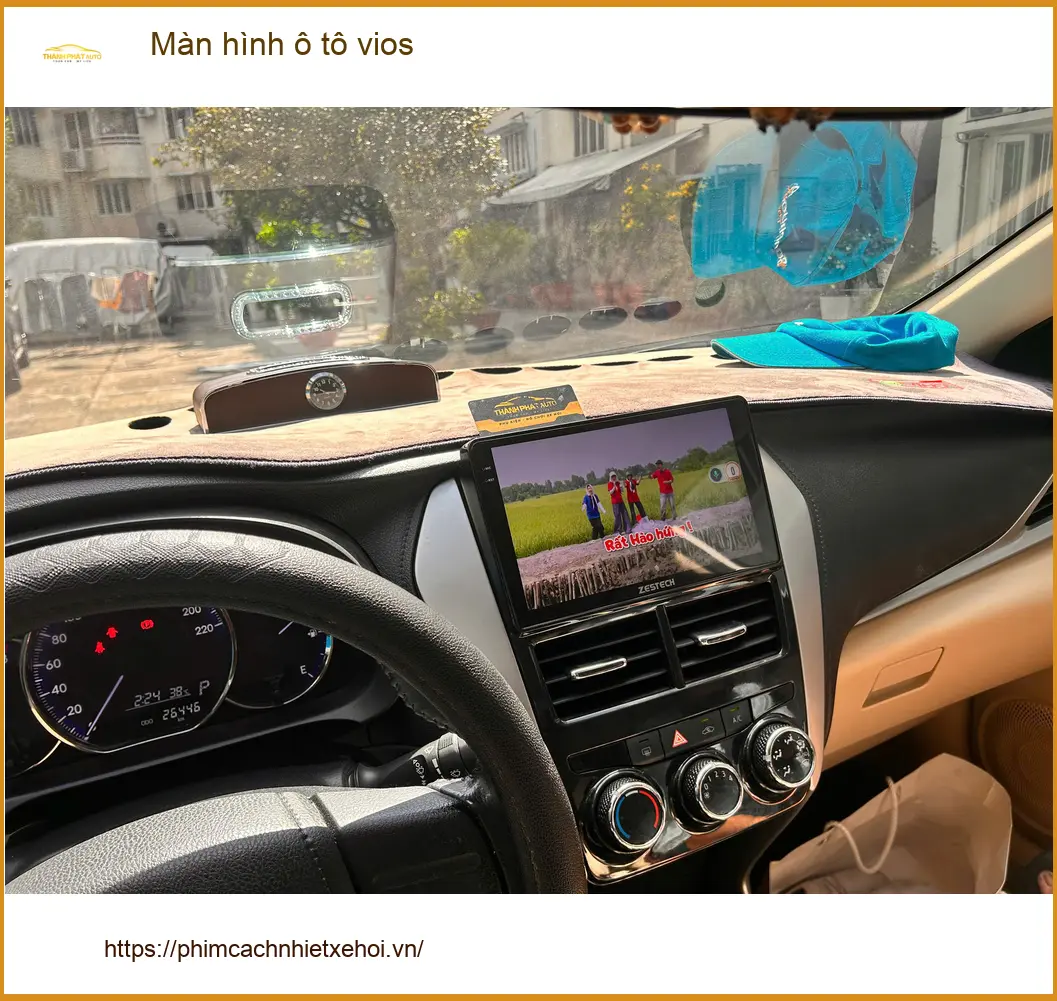 Anh Khải lắp màn hình ô tô Vios tại Quận 1 để xem YouTube và bản đồ tiện lợi hơn ảnh thực tế 5