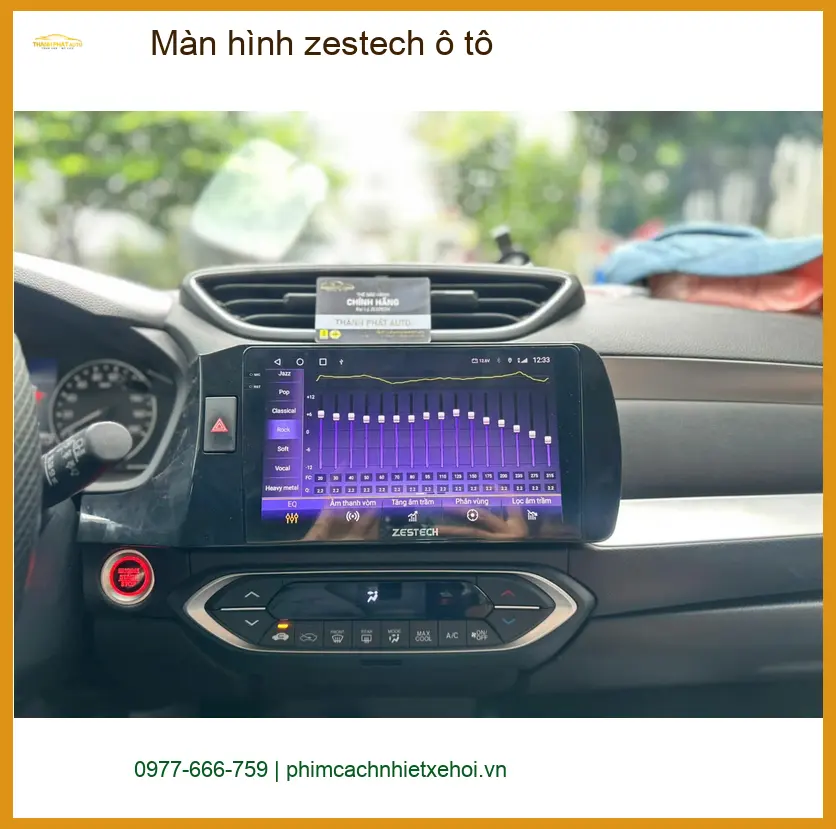 Chị Thảo lắp màn hình Zestech ô tô Kia K3 tại Quận 2 để nâng cấp giải trí ảnh thực tế 5