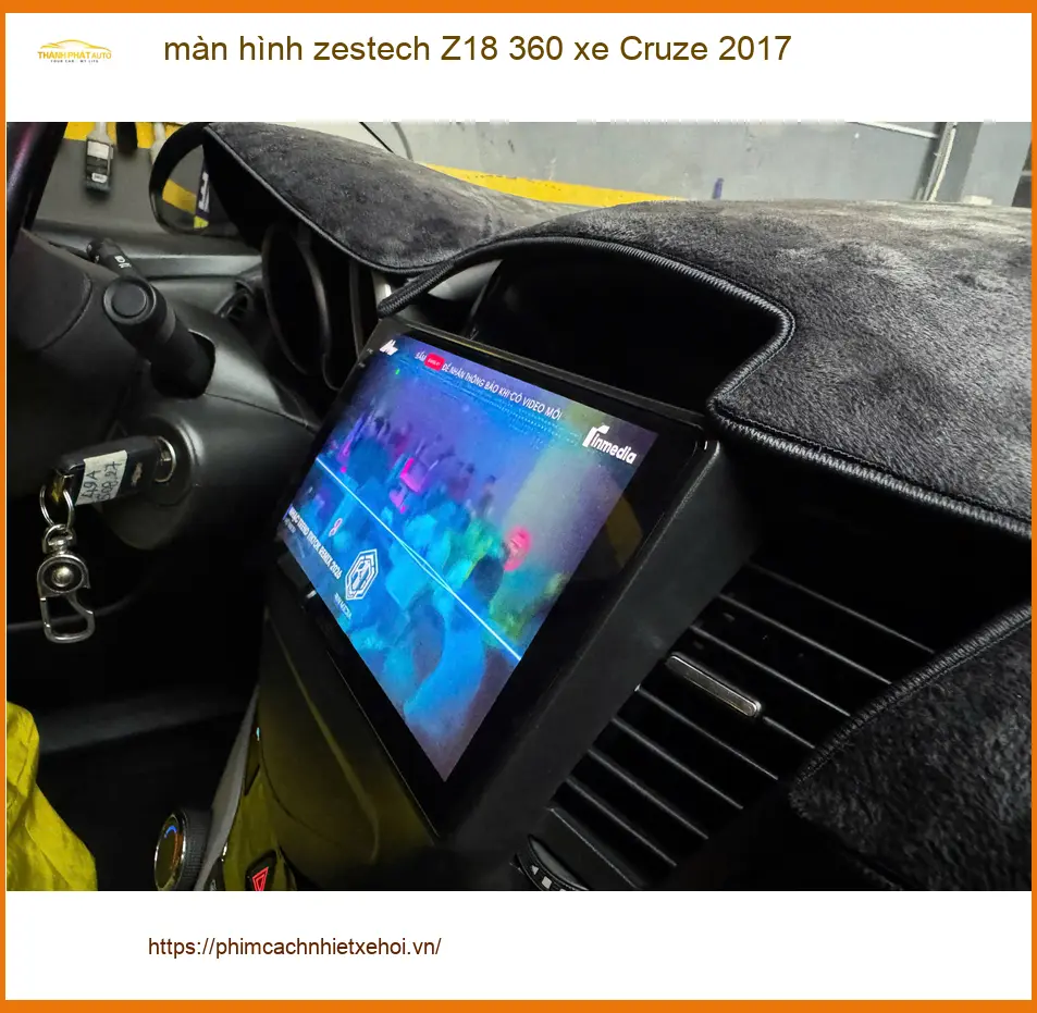 Anh Đạt lắp màn hình Zestech Z18 360 cho Cruze 2017 tại Gò Vấp