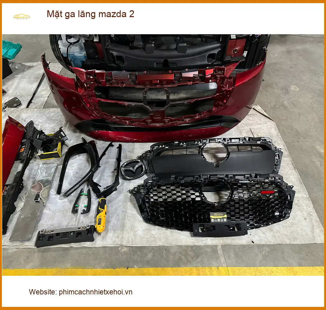 Anh Khang thay mặt ga lăng Mazda 2 tại Quận 11 để xe trông thể thao và cá tính hơn ảnh thực tế 2