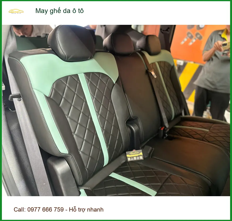Chị Thanh may ghế da ô tô Ford Everest tại Quận 6 để nội thất sang trọng hơn ảnh thực tế 2