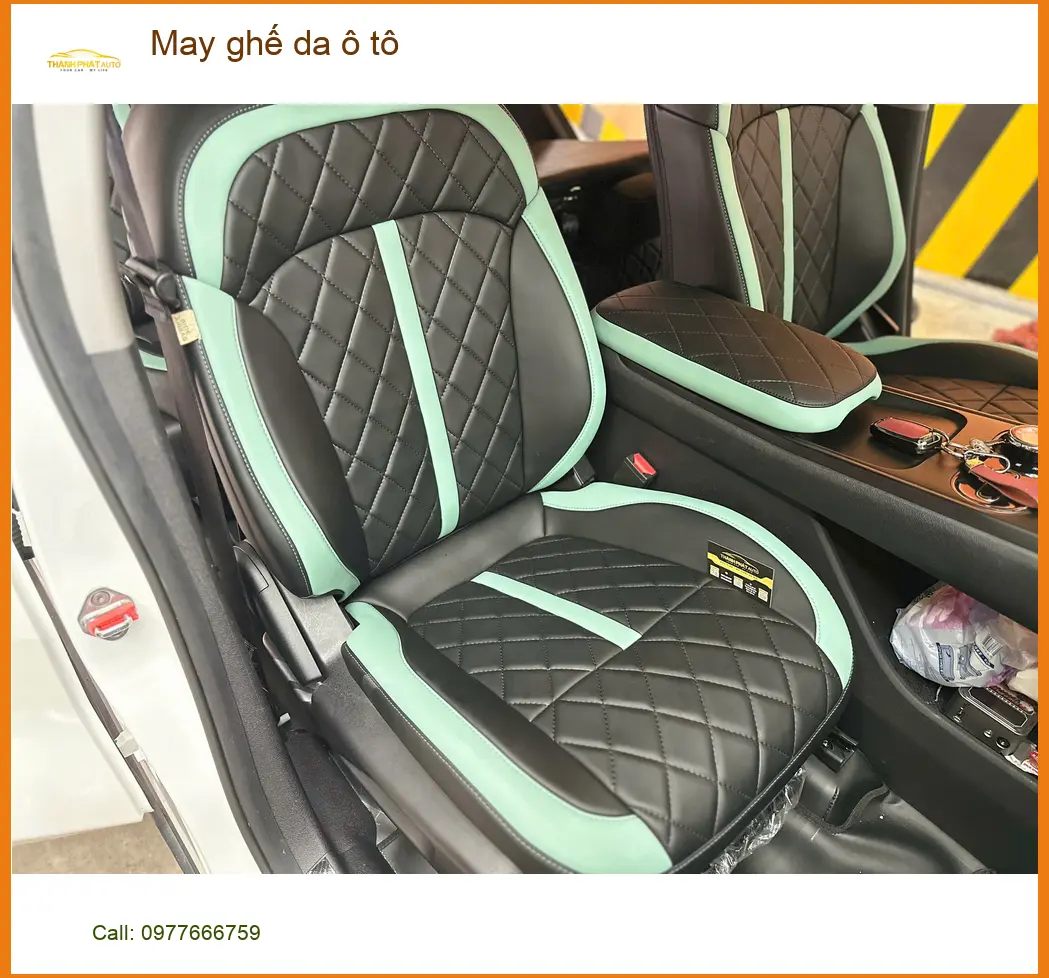 Anh Nam bọc ghế da ô tô Toyota Camry tại Quận 1 để nội thất luôn sạch và mới