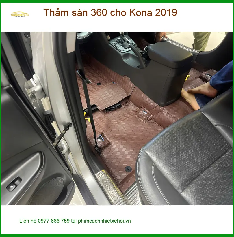 Anh Tùng lắp thảm sàn 360 cho Hyundai Kona 2019 tại Quận 1 để giữ xe luôn sạch đẹp ảnh thực tế 3
