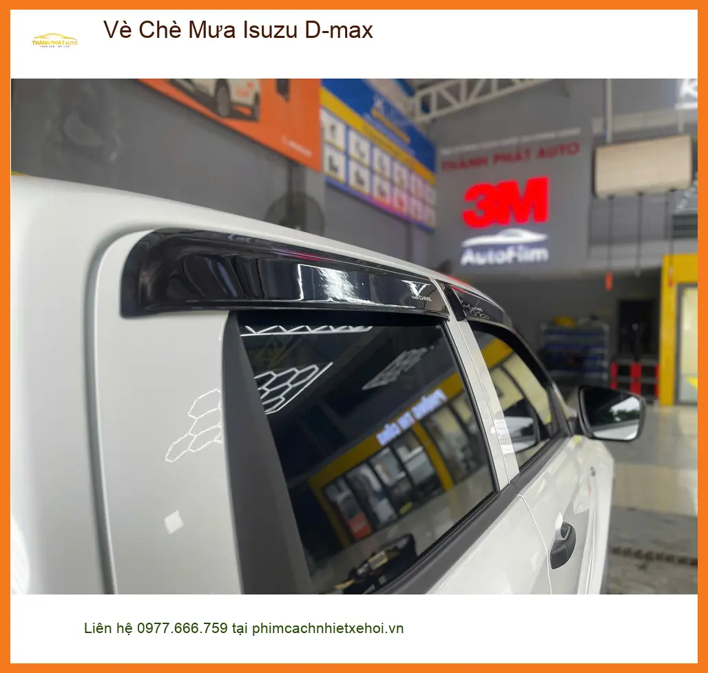Anh Khải lắp Vè Che Mưa Isuzu D-max tại Quận 5 để tránh mưa hắt vào xe ảnh thực tế 4
