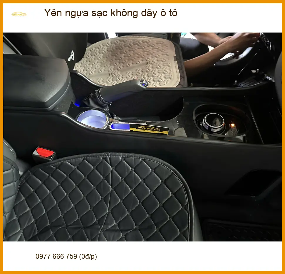 Anh Tuấn Anh lắp yên ngựa sạc không dây ô tô Kia Carnival Quận 8 ảnh thực tế 3