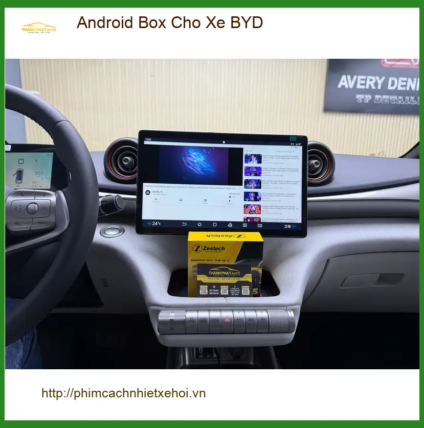 Chị Thảo lắp Android Box chính hãng cho BYD Dolphin tại Nhà Bè ảnh thực tế 3
