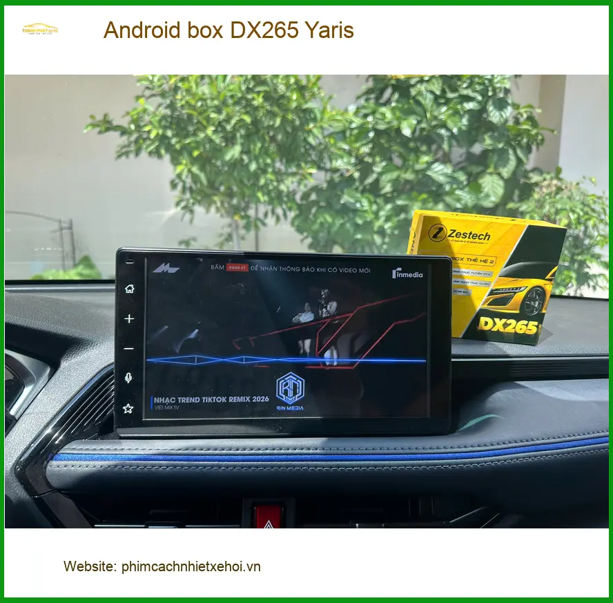 Anh Phong lắp Android box DX265 Toyota Yaris tại Quận 4 xem YouTube và dẫn đường