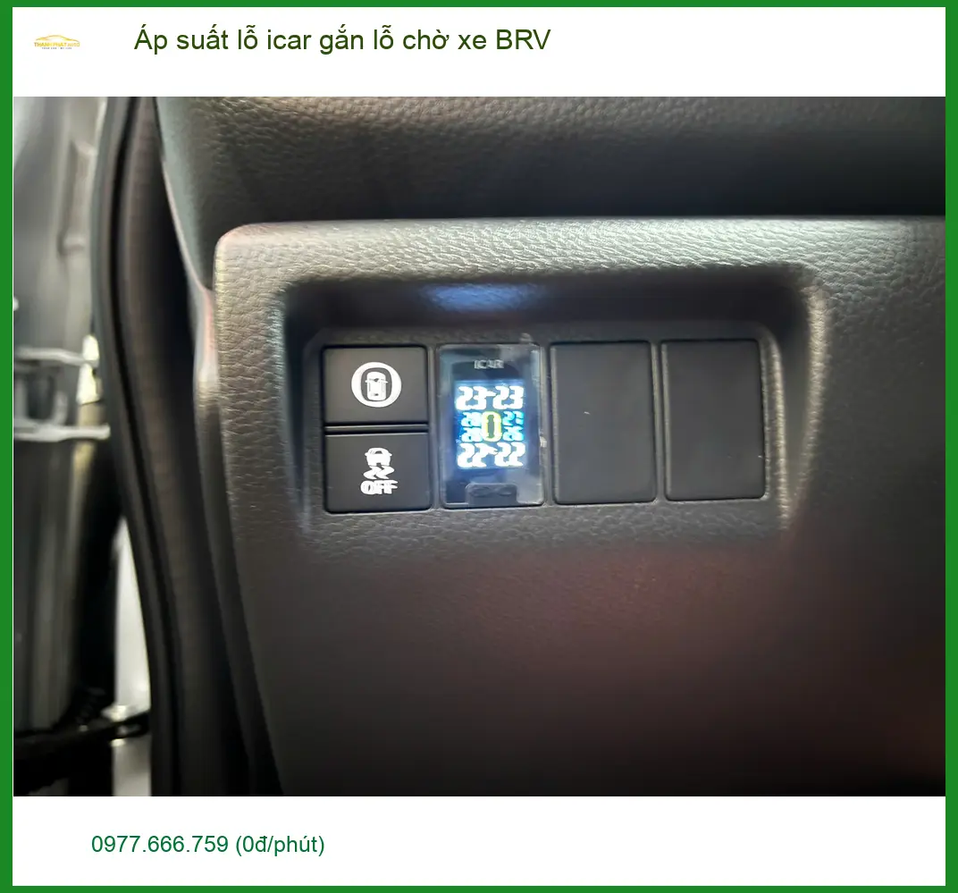 Anh Bảo gắn áp suất lốp iCar lỗ chờ xe BRV tại Quận 9 an toàn ảnh thực tế 2