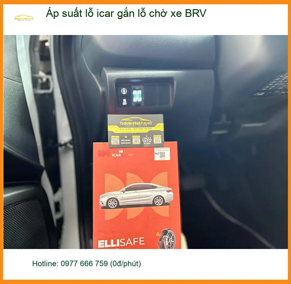 Cô Bích lắp Áp suất lốp iCar gắn lỗ chờ xe BRV tại Quận 12 để an tâm lái xe