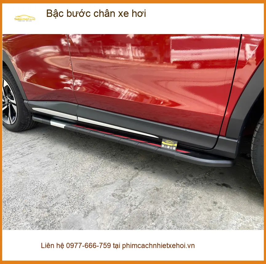 Anh Khang lắp bậc bước chân xe hơi Hyundai Santa Fe tại Quận 1