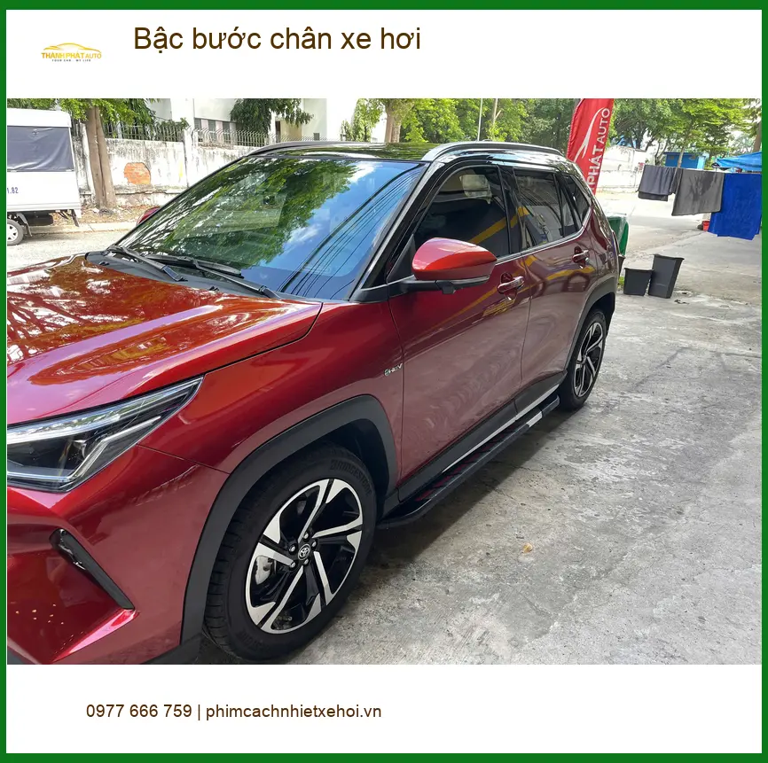 Anh Khang lắp bậc bước chân xe hơi Hyundai Santa Fe tại Quận 1 ảnh thực tế 3